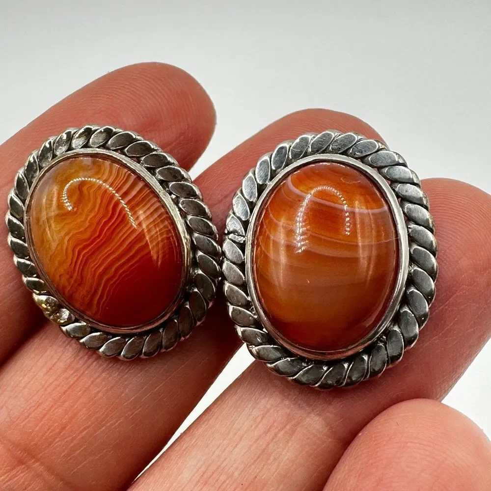 Genuine agate cuff links in solid Sterling silver, handmade in Pakistan‎